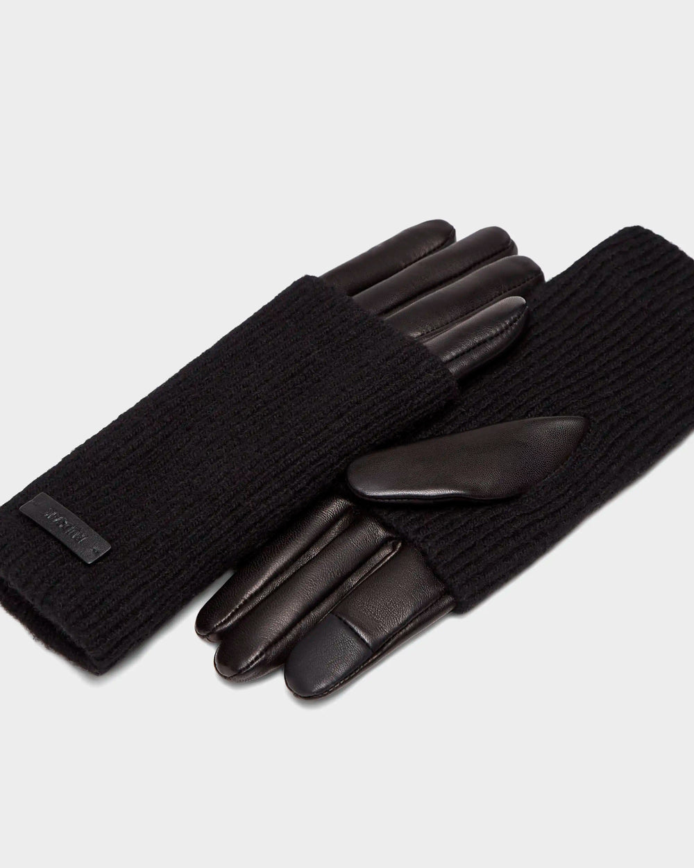 Black/Black