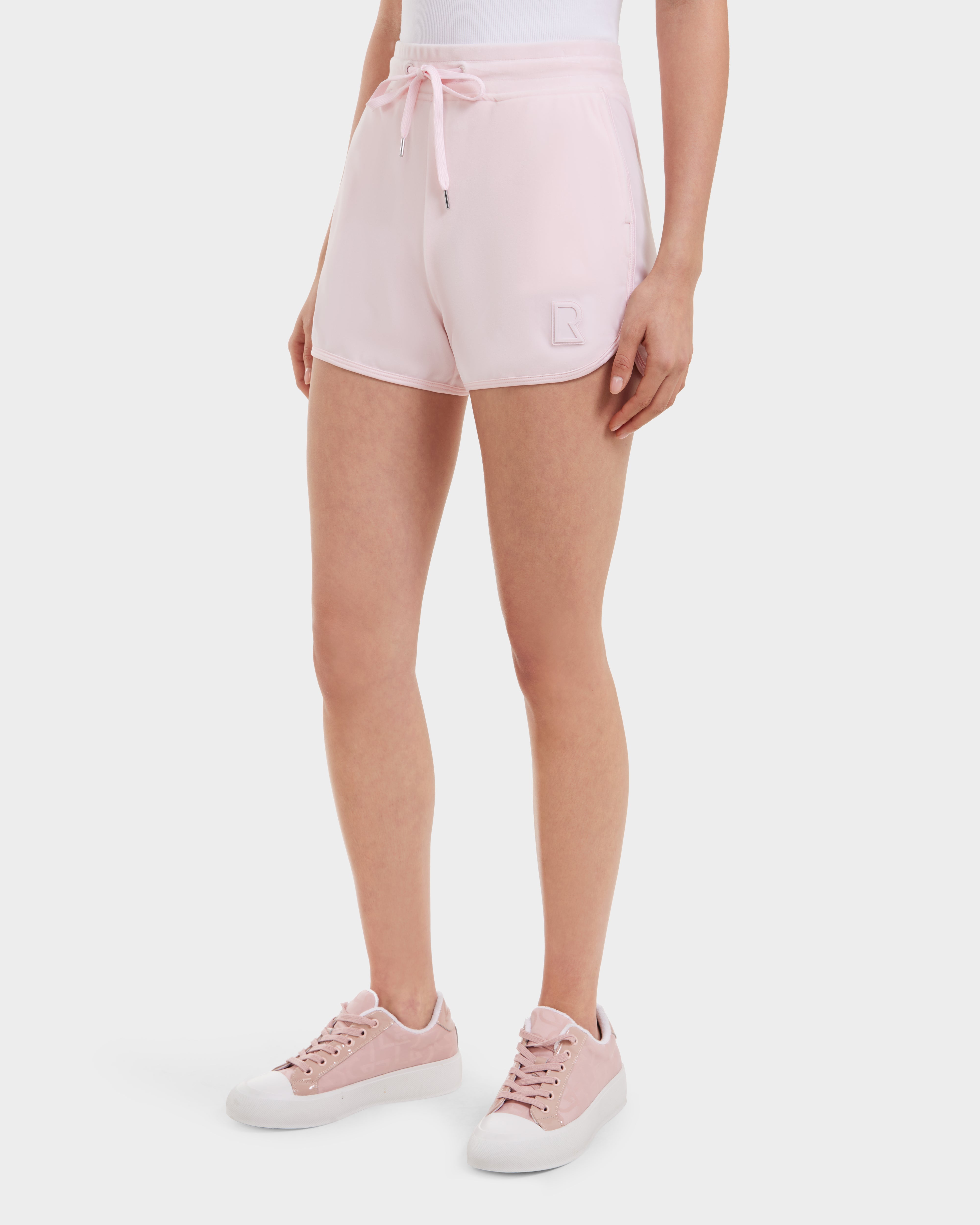 XS