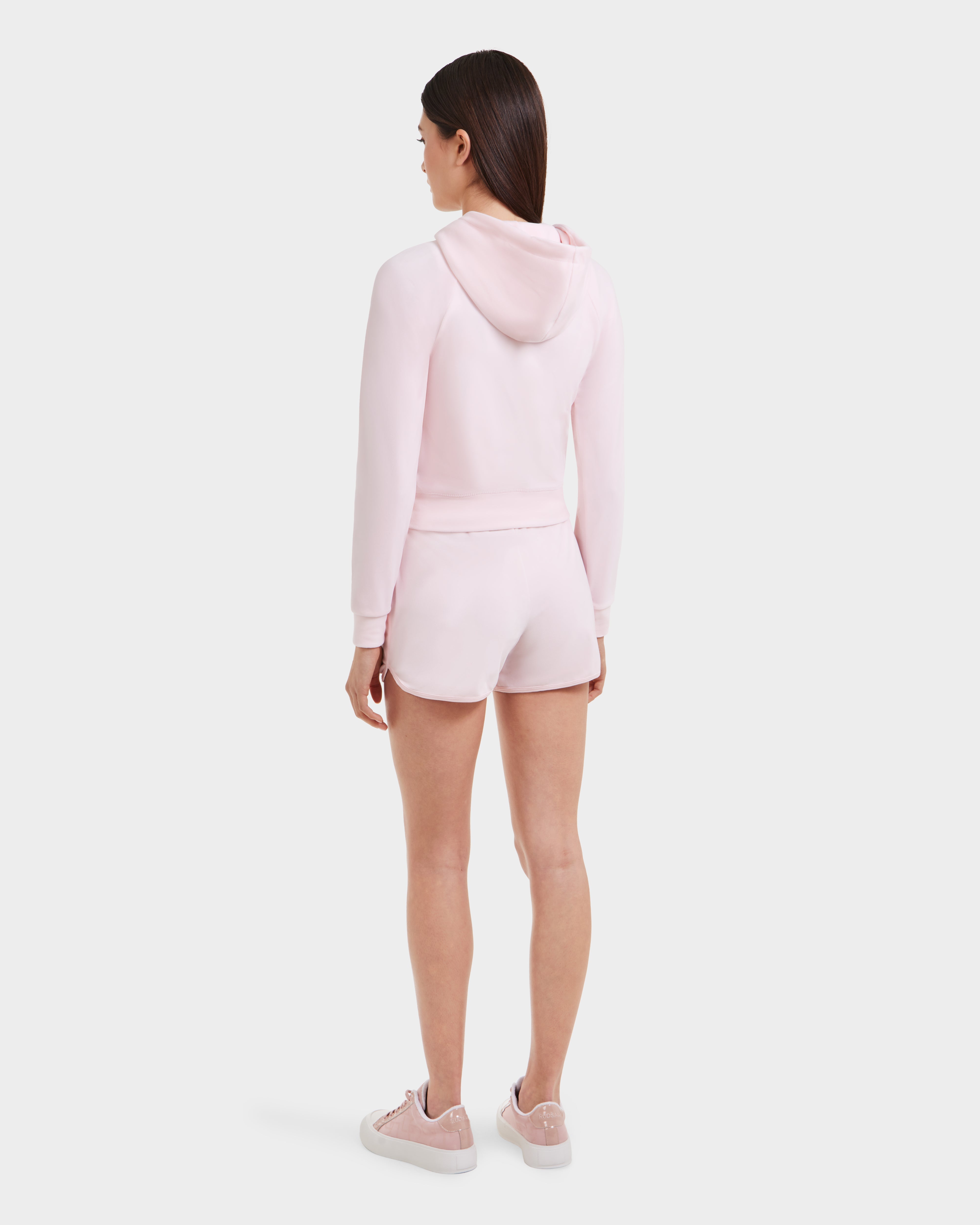 XS